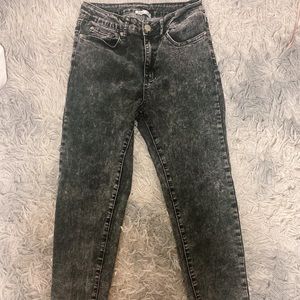 Black acid wash jeans